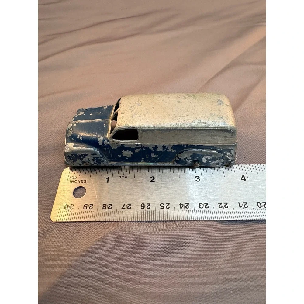 Vintage Tootsietoy Diecast Panel Delivery Truck Blue Silver Made USA 3.75 inch